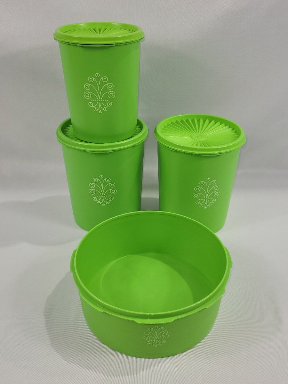 Vintage Tupperware Canister Set 4 Sunburst Lime Green